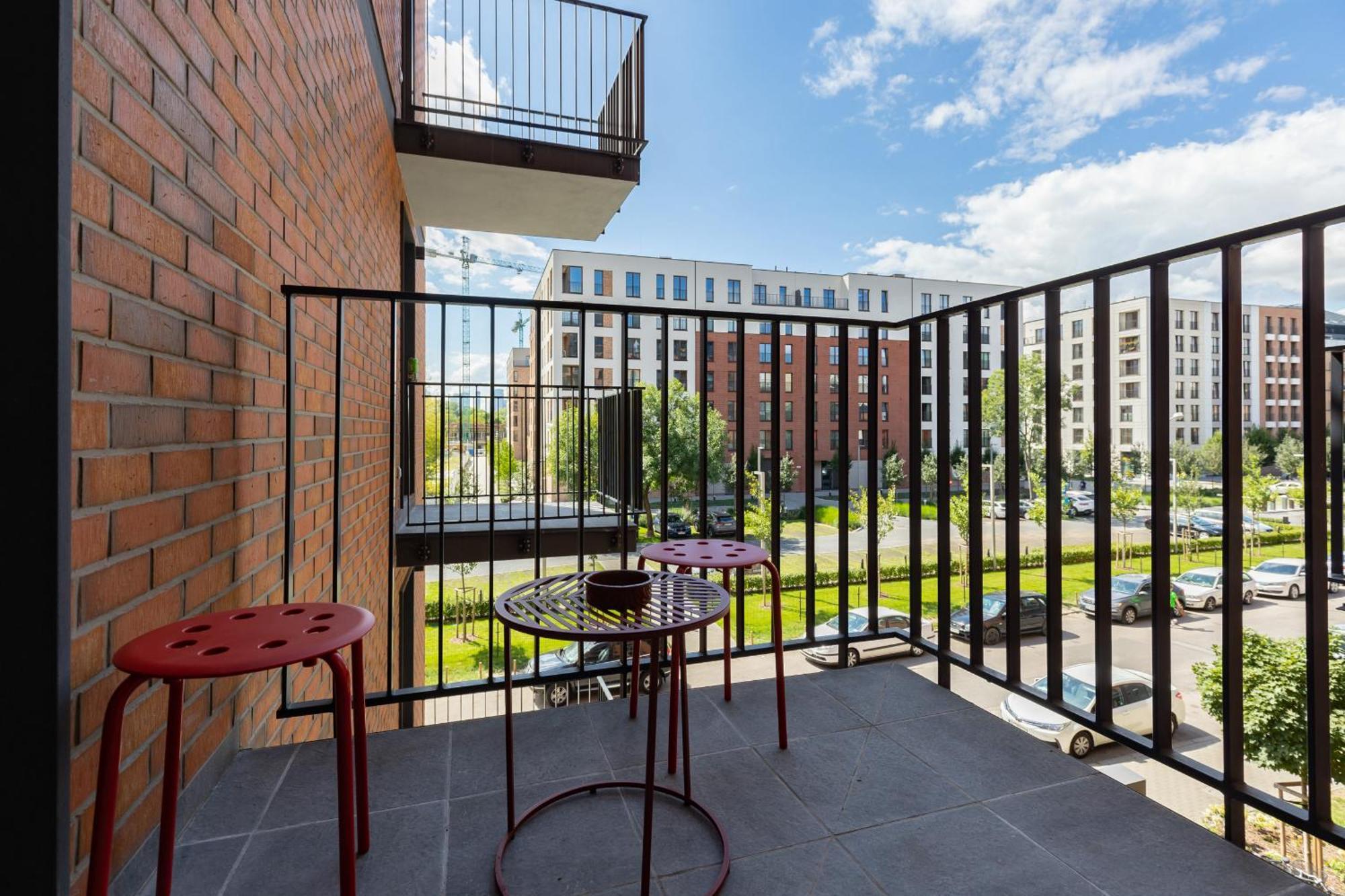 Cozy Three-Bedroom Family Apartment In Warsaw By Noclegi Renters Exterior photo